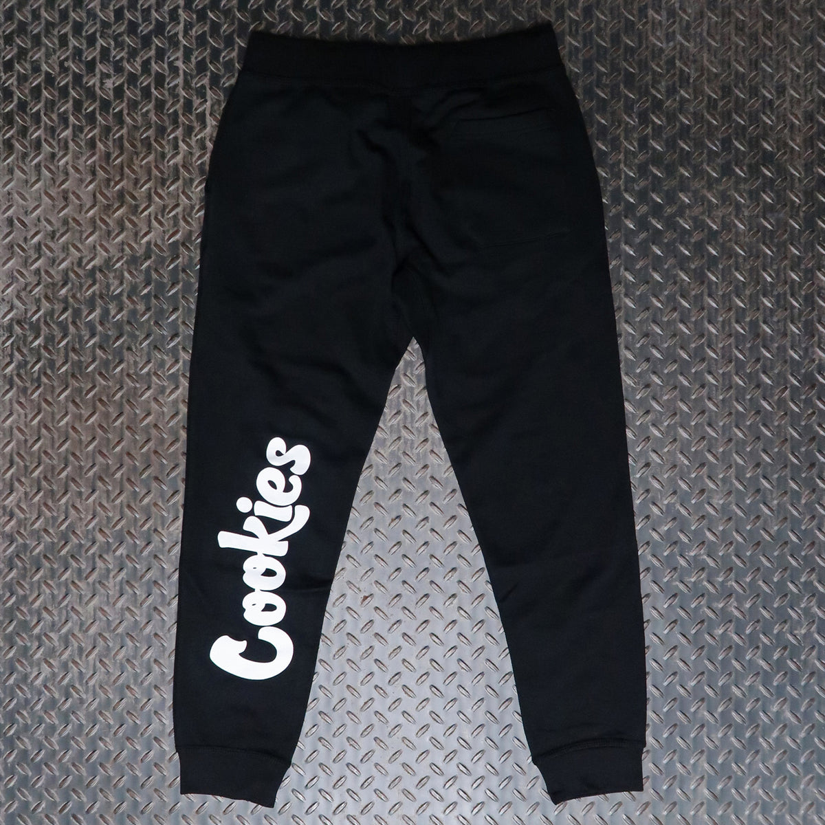 NWOT no tearing COOKIES brand high quality sweatpants!