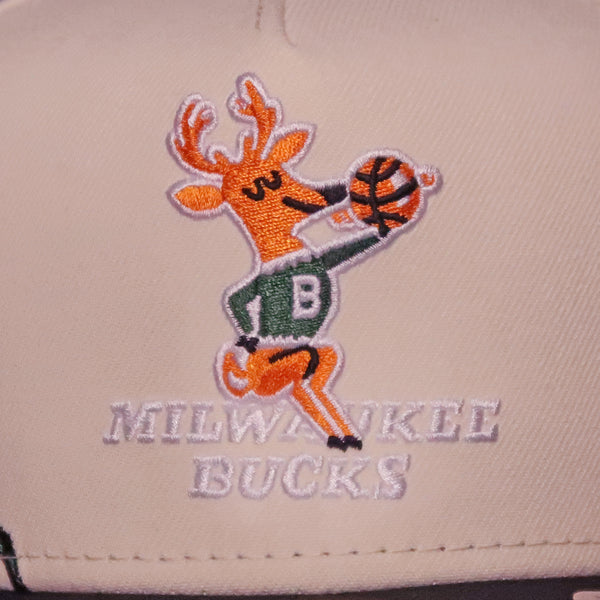 New Era Milwaukee Bucks Hardwood Classics 2Tone 9FIFTY A-Frame Snapback