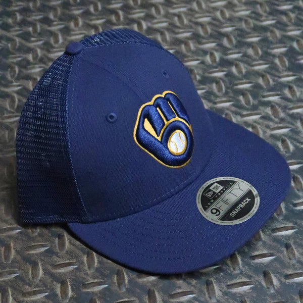 New Era Milwaukee Brewers Low Profile 9FIFTY Snapback Trucker