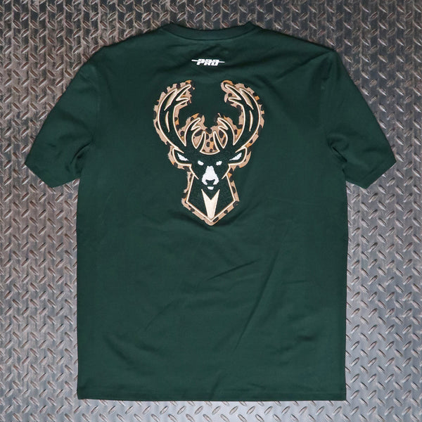 Pro Standard Milwaukee Bucks Animal Print T-Shirt