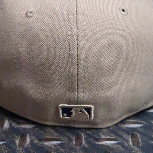 New Era Milwaukee Brewers Ball & Glove 2Tone 59FIFTY Fitted