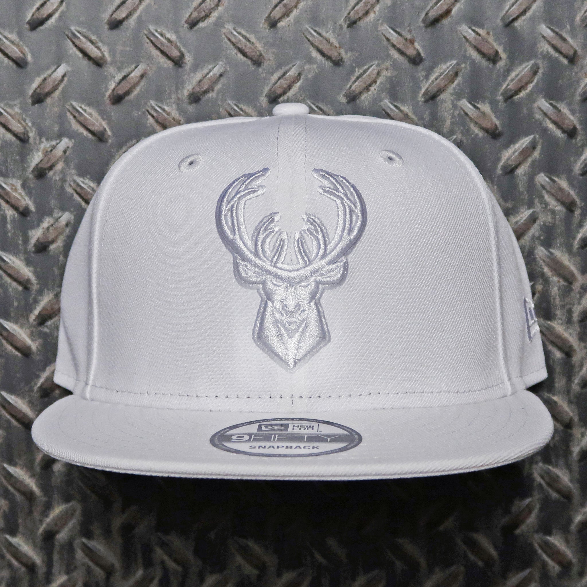 New Era Milwaukee Bucks 9FIFTY Snapback Hat White 70470187