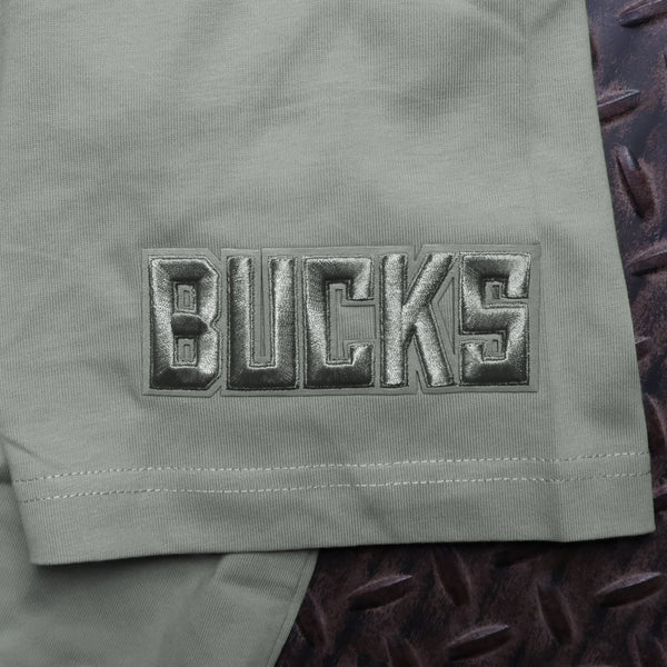 Pro Standard Milwaukee Bucks Neutral Drop Shoulder T-Shirt