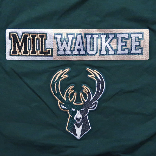 Pro Standard Milwaukee Bucks Split Logo T-Shirt