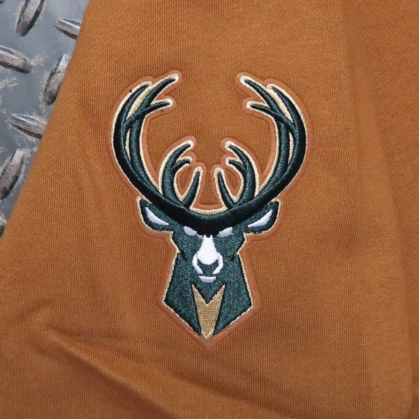 Pro Standard Milwaukee Bucks Paint The City Drop Shoulder Crewneck