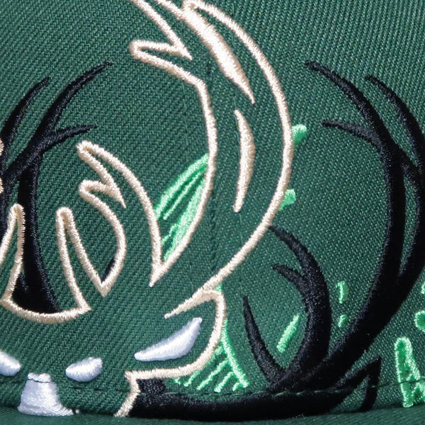 New Era Milwaukee Bucks Team Shadow 9FIFTY Snapback