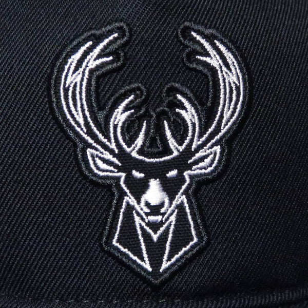 Pro Standard Milwaukee Bucks Paint The City Snapback