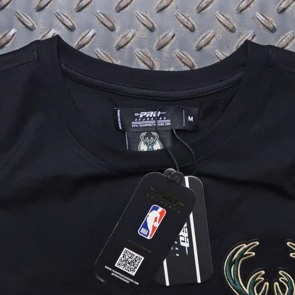 Pro Standard Milwaukee Bucks Modern Originals T-Shirt