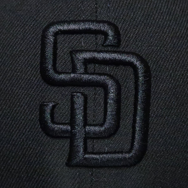 New Era San Diego Padres Black On Black 9FIFTY Snapback