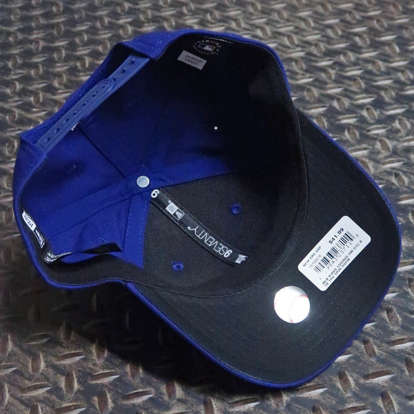 New Era Los Angeles Dodgers Back To Back World Series Champions 9SEVENTY Stretch-Snap