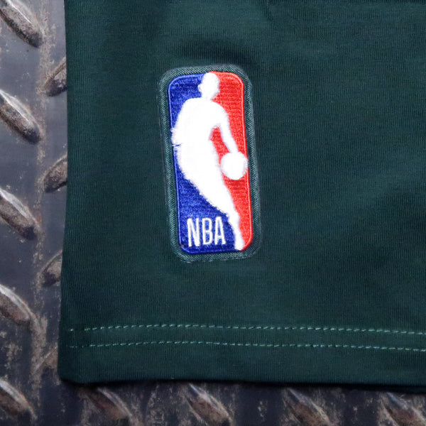 Pro Standard Milwaukee Bucks City Arch T-Shirt