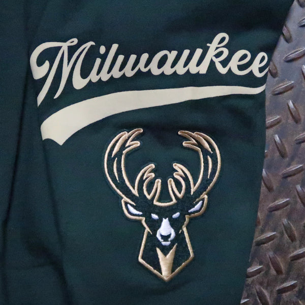 Pro Standard Milwaukee Bucks Living Large Drop Shoulder Hoodie