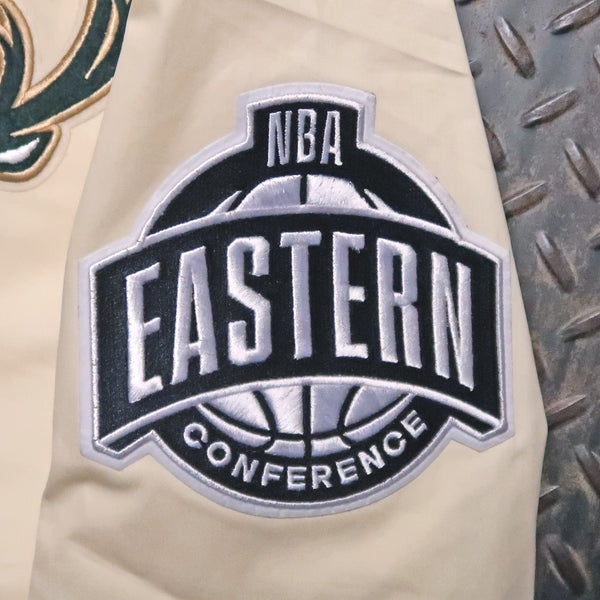 Pro Standard Milwaukee Bucks Living Large Twill Jacket