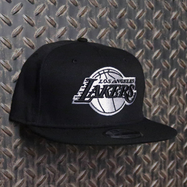 New Era Los Angeles Lakers 9FIFTY Snapback Hat Black White 7035396