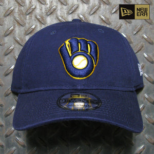New Era Milwaukee Brewers Core Classic 9TWENTY Dad Hat 11591528