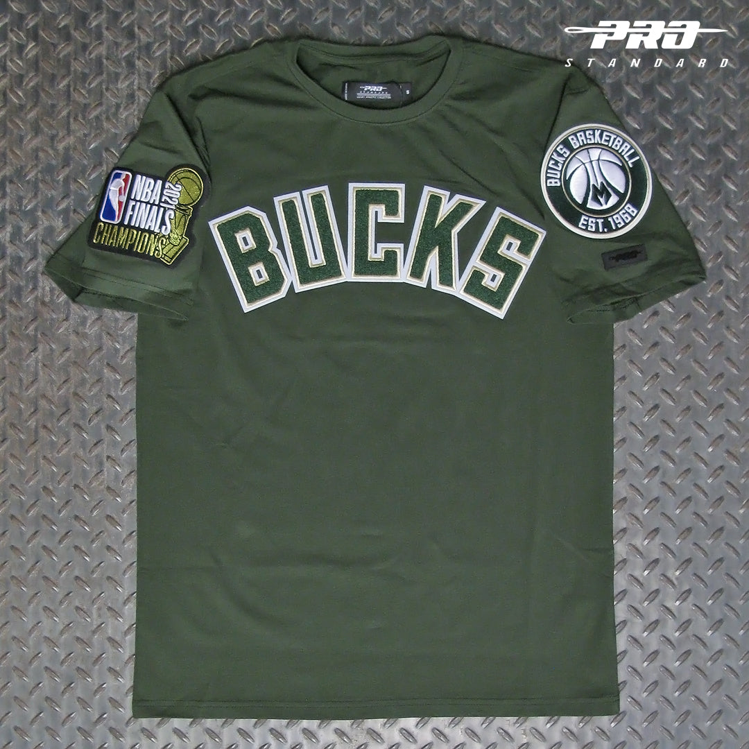 Pro Standard Milwaukee Bucks 2021 NBA Champions T-Shirt BMB153508-OLV